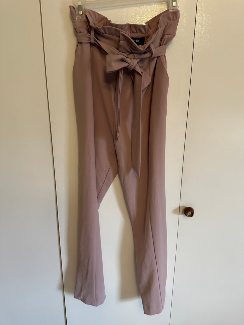 DO+BE High-Waist Wide-Leg Pants in Mauve Pink